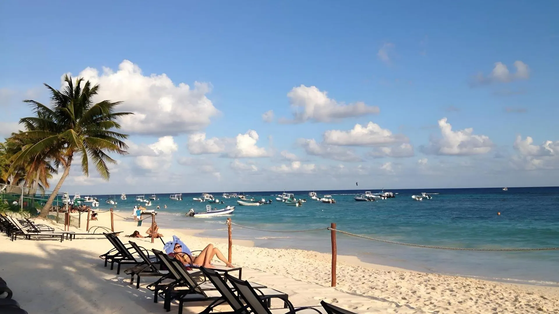 Best Beachfront Location At Elements Playa del Carmen Apartment